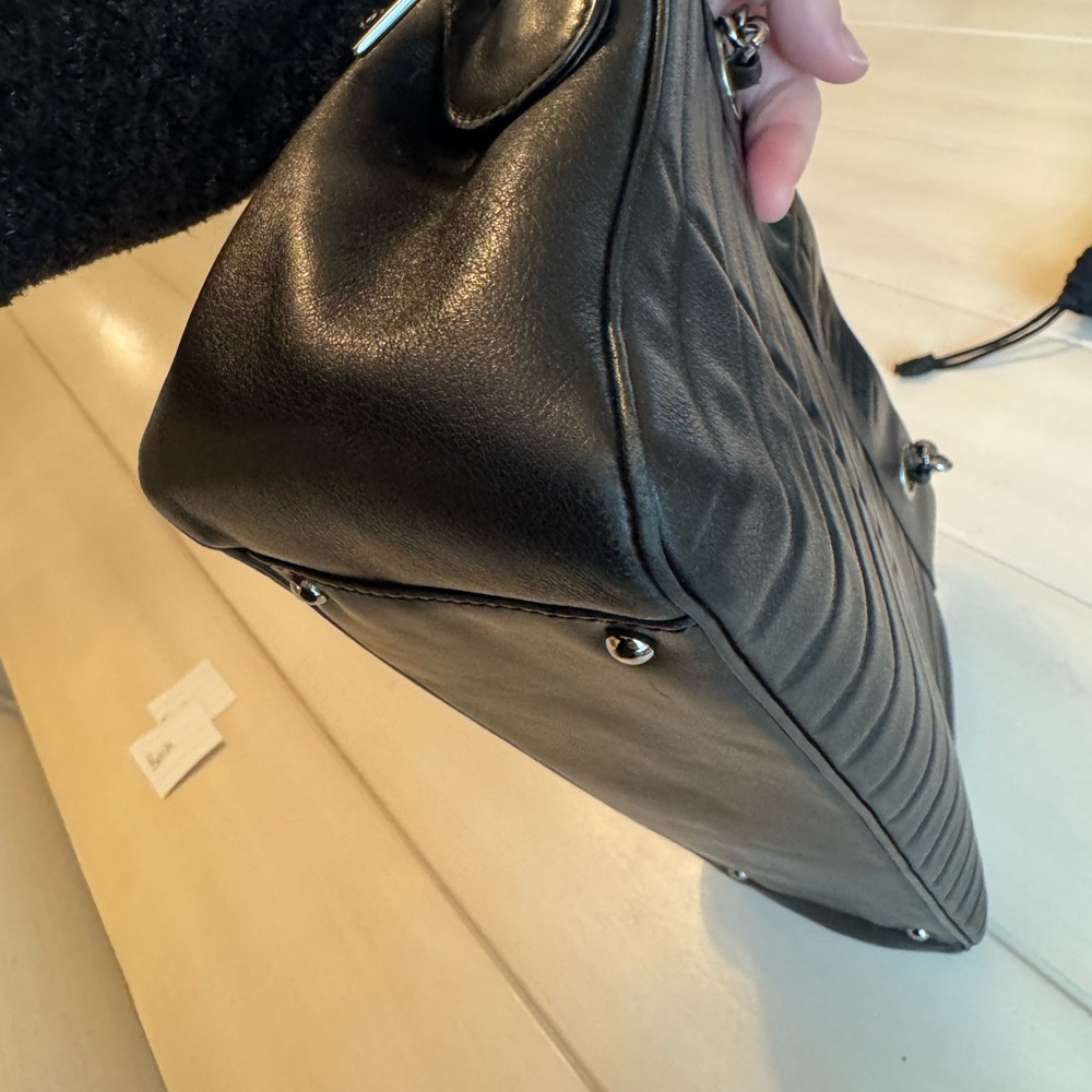 Chanel Vertical Quilted LAX Shoulder Bag - Picture 14 of 14